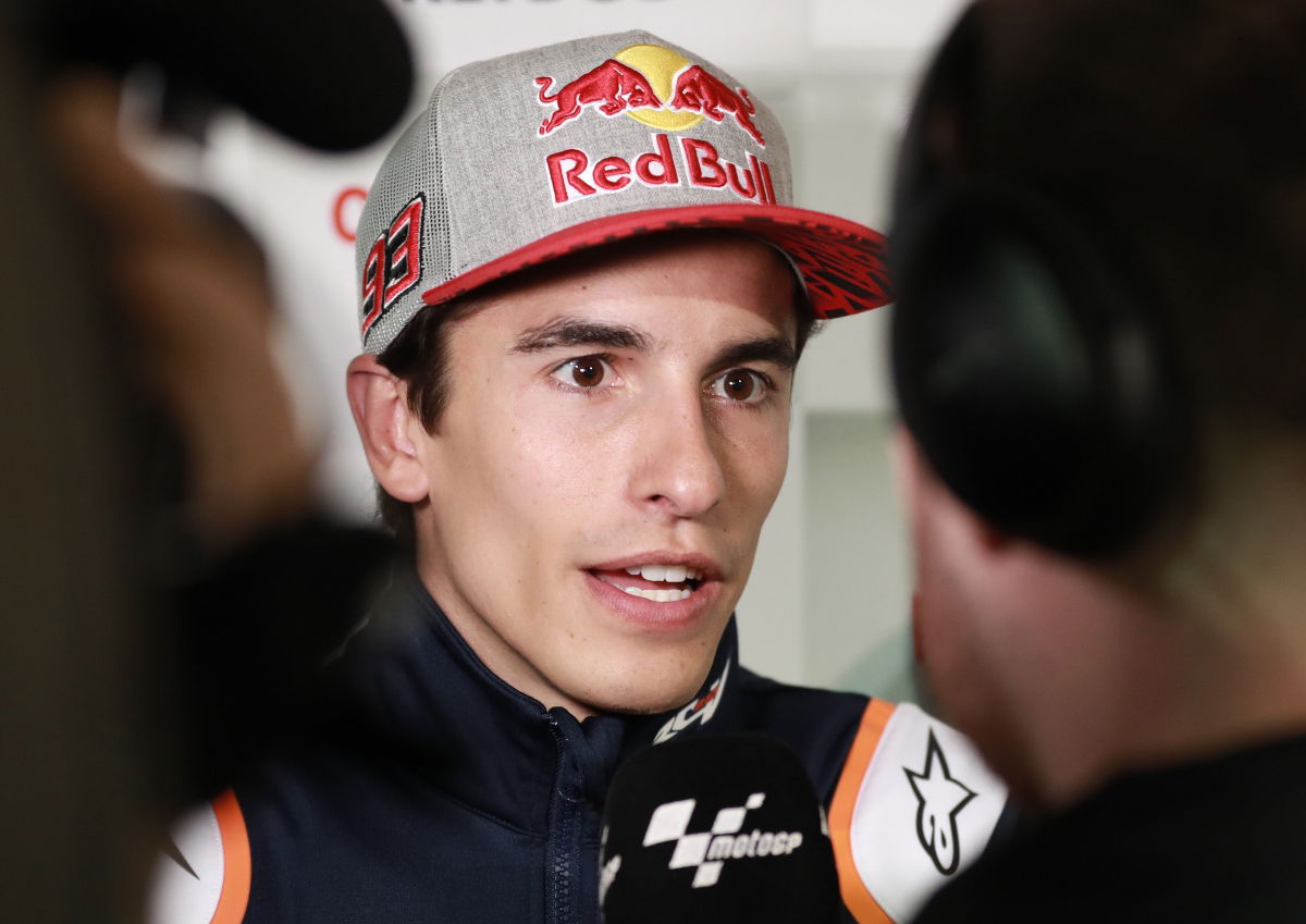 Marc Marquez suffers fractured arm in Spanish MotoGP cr... Visordown